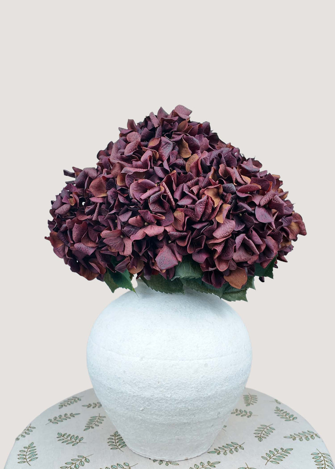 Vintage wine brown artificial hydrangea bouquet with realistic silk flowers for arrangements